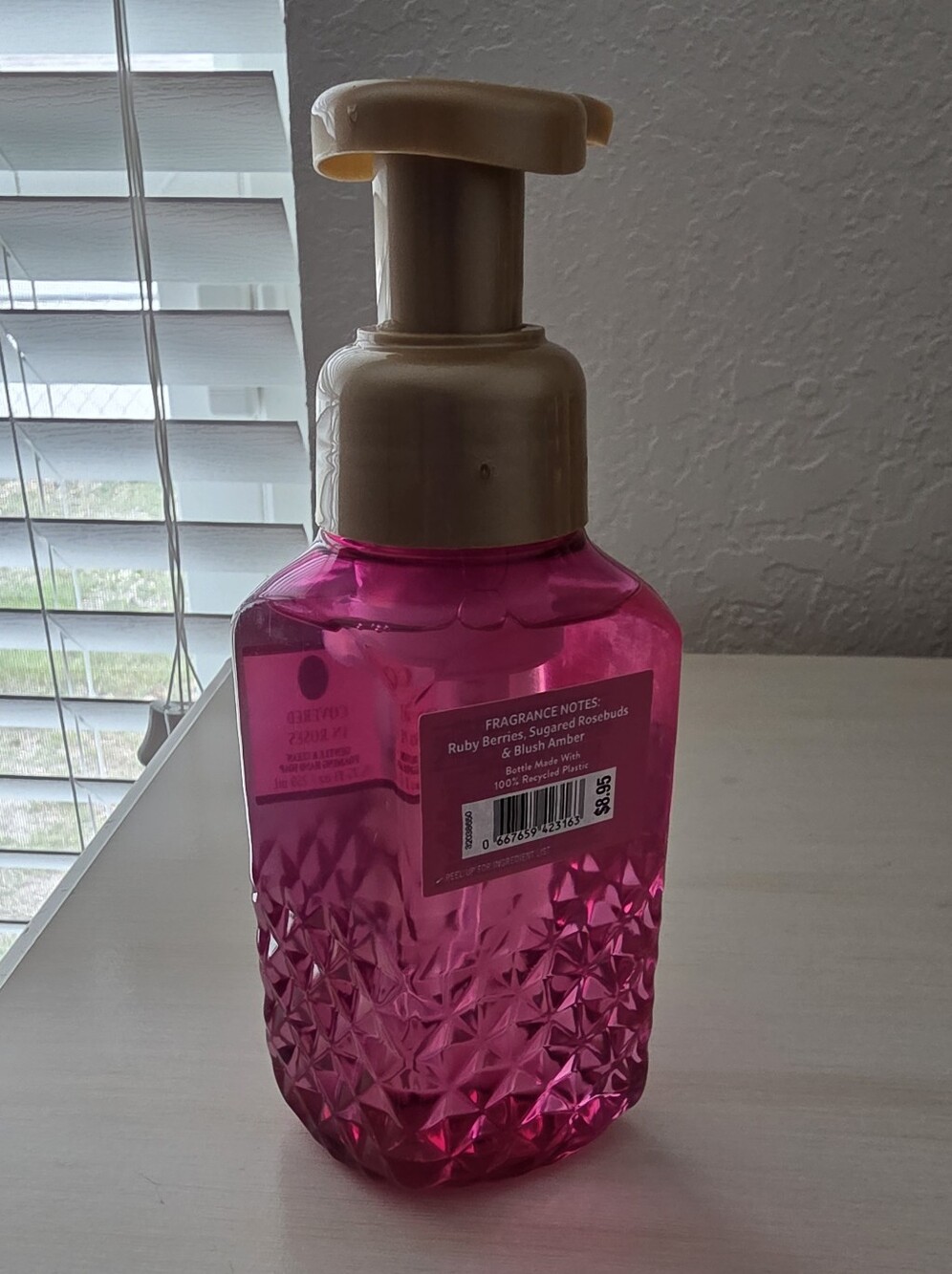 Bath & Body Works Covered In Roses - Picture 5 of 7